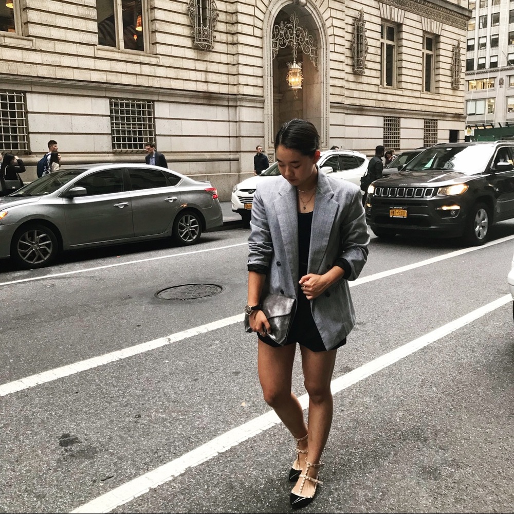 Gray blazer